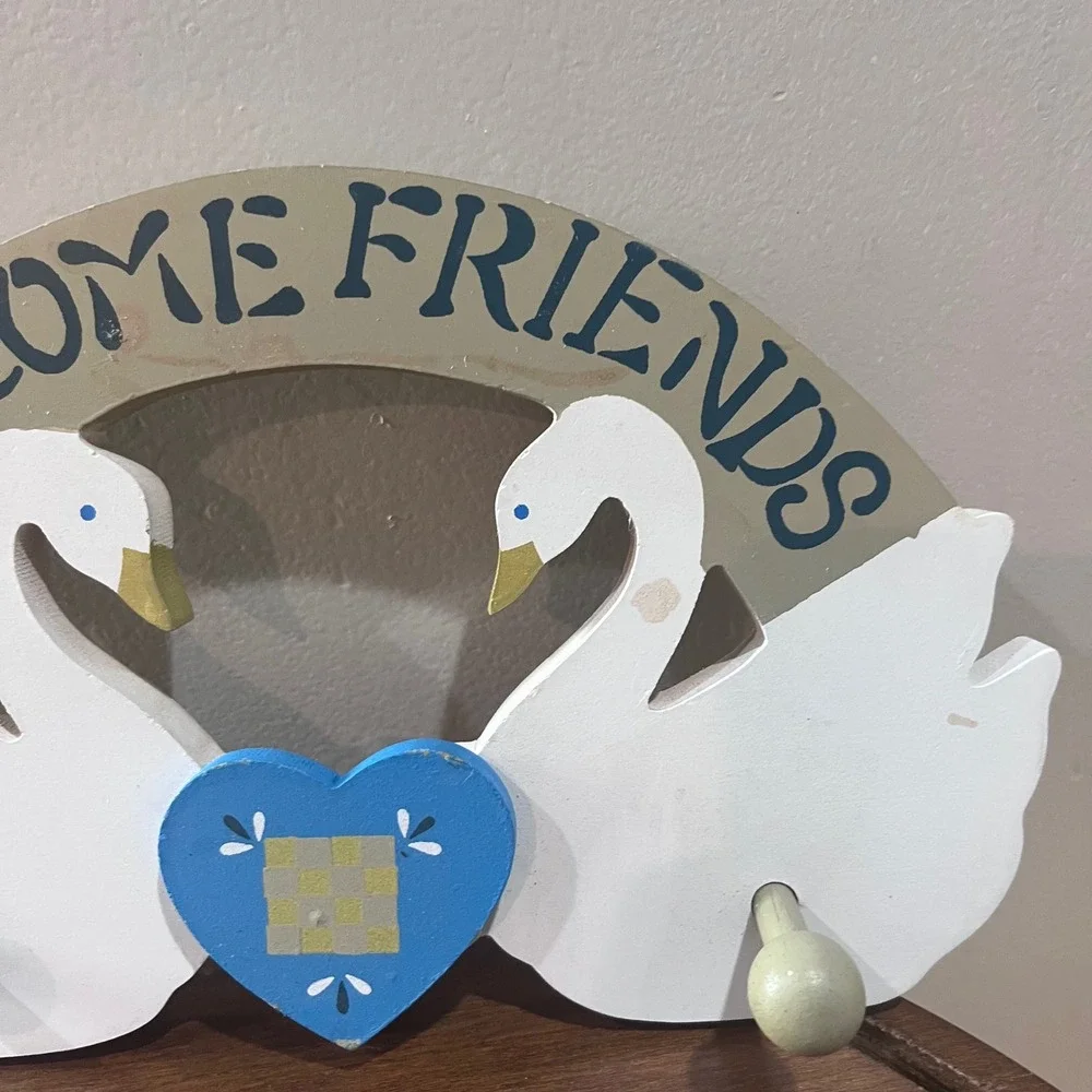 Vtg Country Folk Art Wood Swan Welcome Friends Wall Plaque Heart‎ Peg Rack 11.5